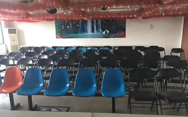 非深圳毕业生落户_偶遇何猷君穿两年前的增高鞋，奚梦瑶外八严重 并且现了还发在手机端